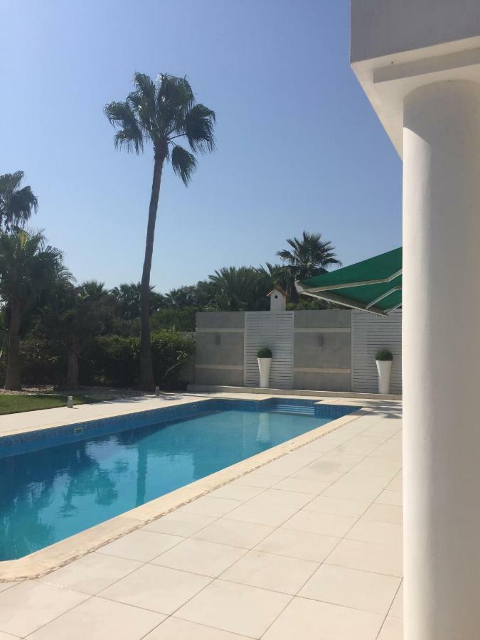 Deluxe First Line Villa بيرفوليا المظهر الخارجي الصورة