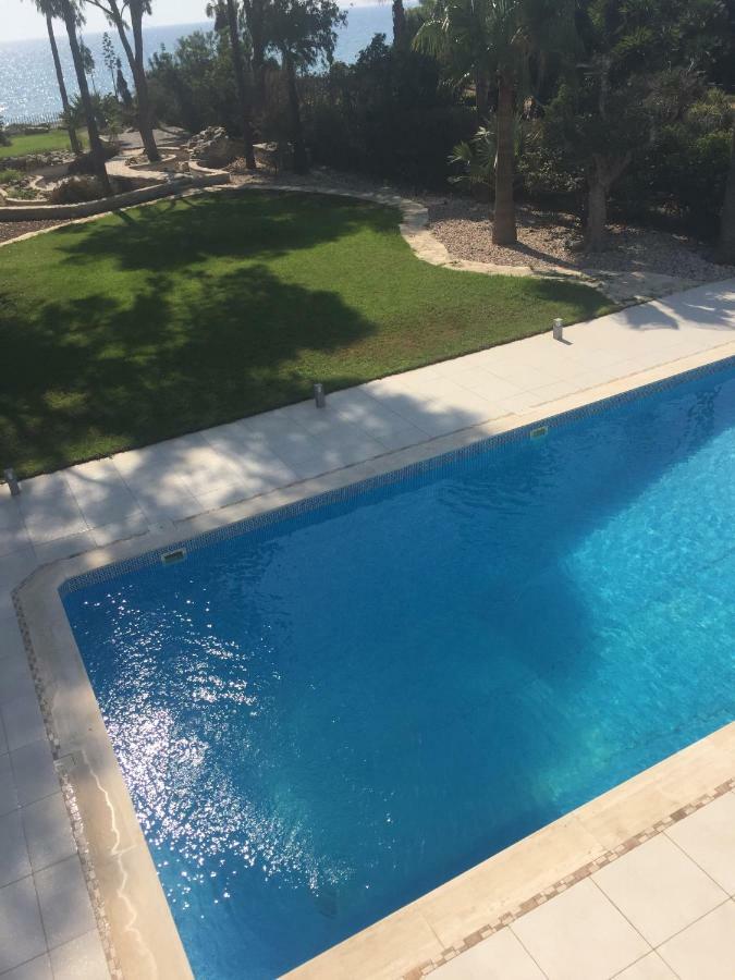 Deluxe First Line Villa بيرفوليا المظهر الخارجي الصورة