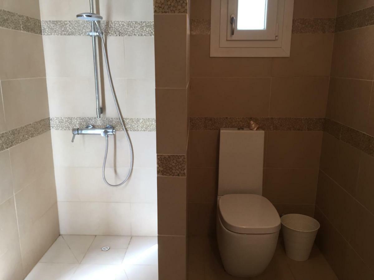 Deluxe First Line Villa بيرفوليا المظهر الخارجي الصورة